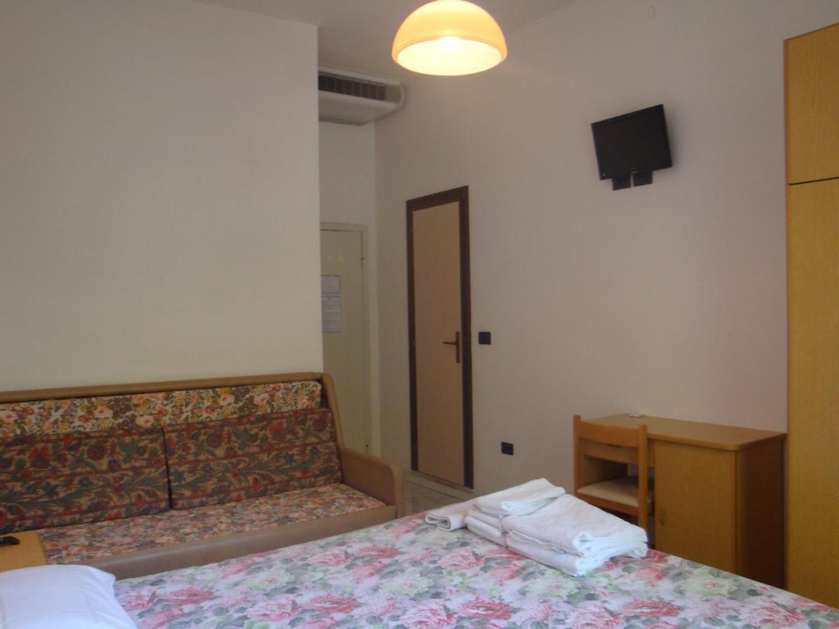 Hotel Vela Azzurra Rimini Chambre photo